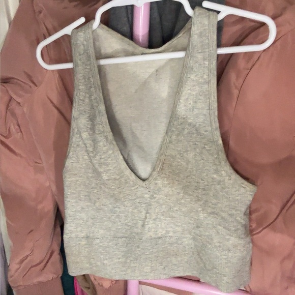 Garage Grey V-Neck Seamless Cropped Tank Top Size XS - Picture 1 of 1